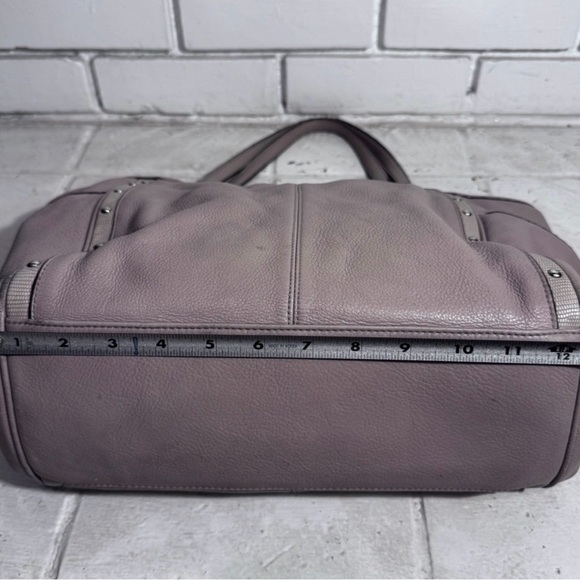 COACH Park Studded Carrie leather putty colored tote bag - Picture 9 of 12